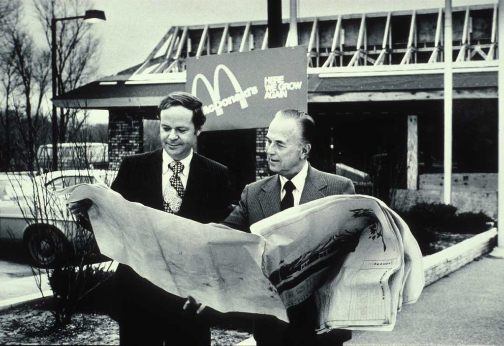 История франчайзинга: McDonalds, Зингер, Форд